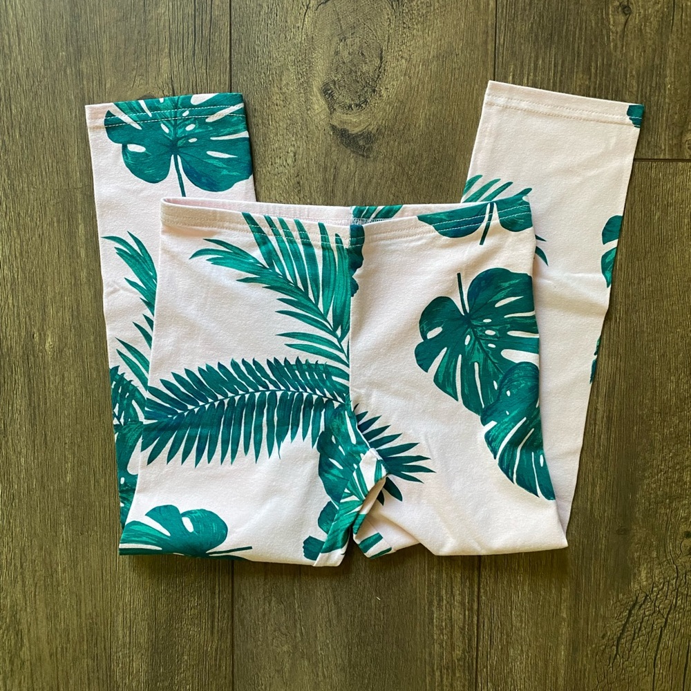 NWT Capri Leggings L 10-12